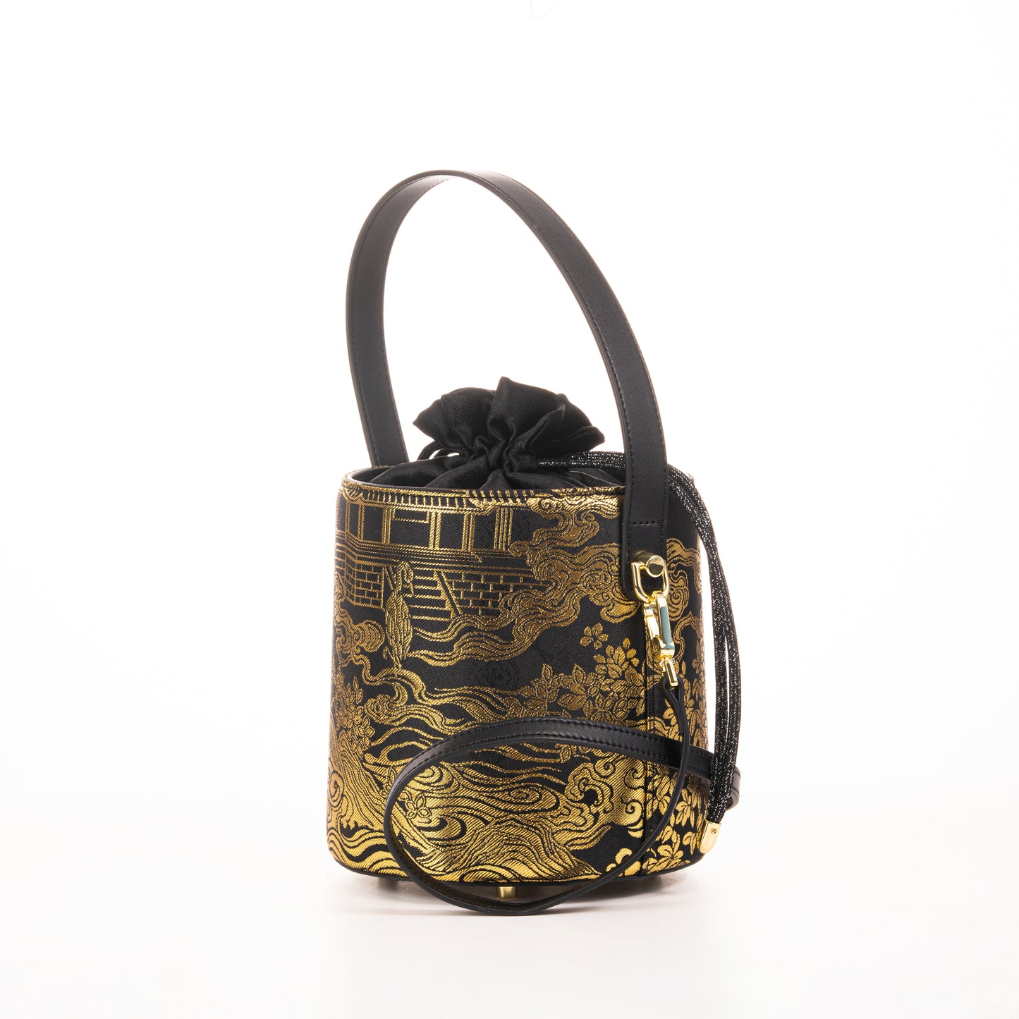 "A Glance Back of Immortal Crane" Bucket Handbag